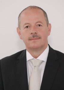 Dr, Peter Schmidt